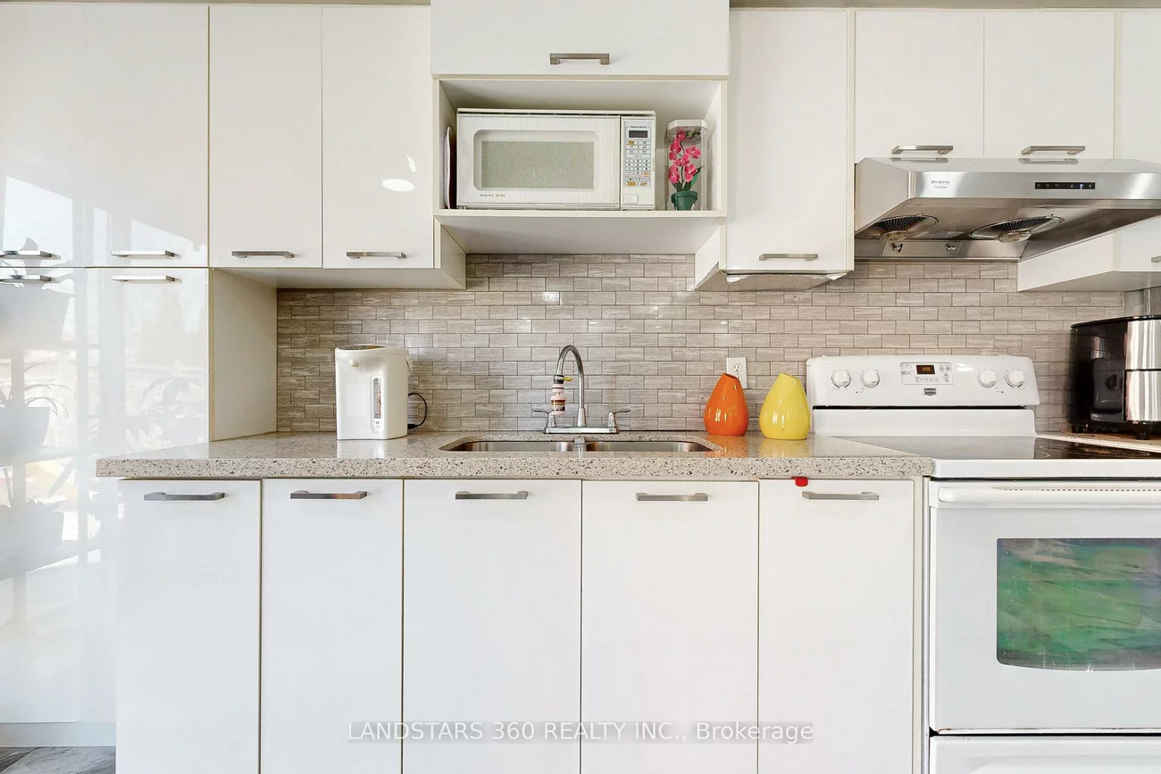 49, Horstman, Rouge River Estates, Markham