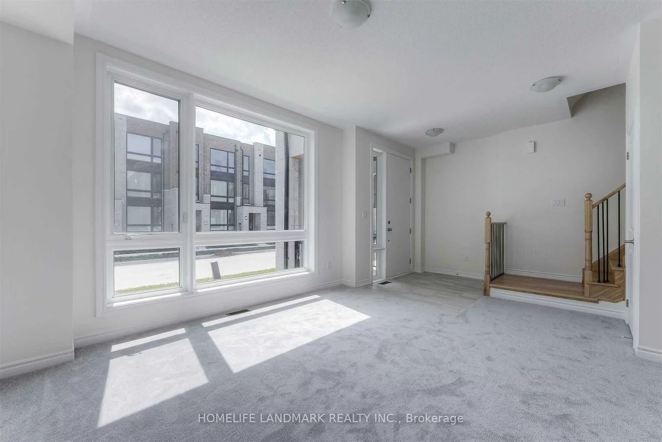 14, Breyworth, Victoria Square, Markham