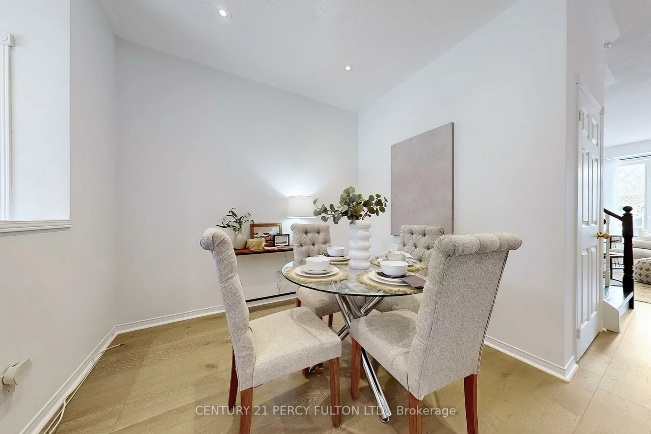 43, Dancers, Angus Glen, Markham