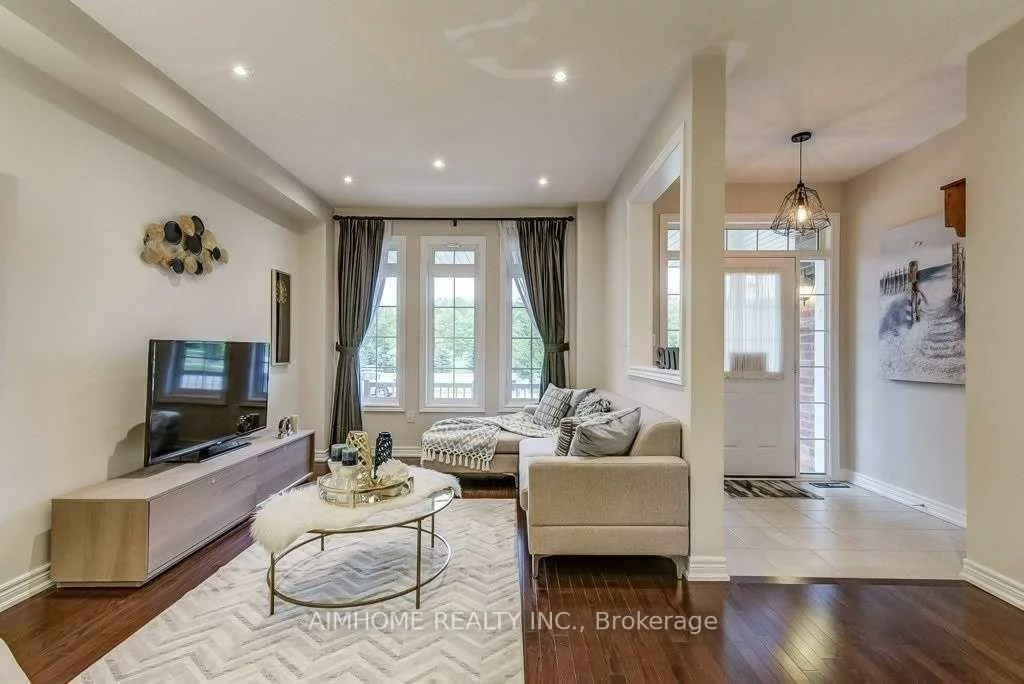 934, Castlemore, Wismer, Markham