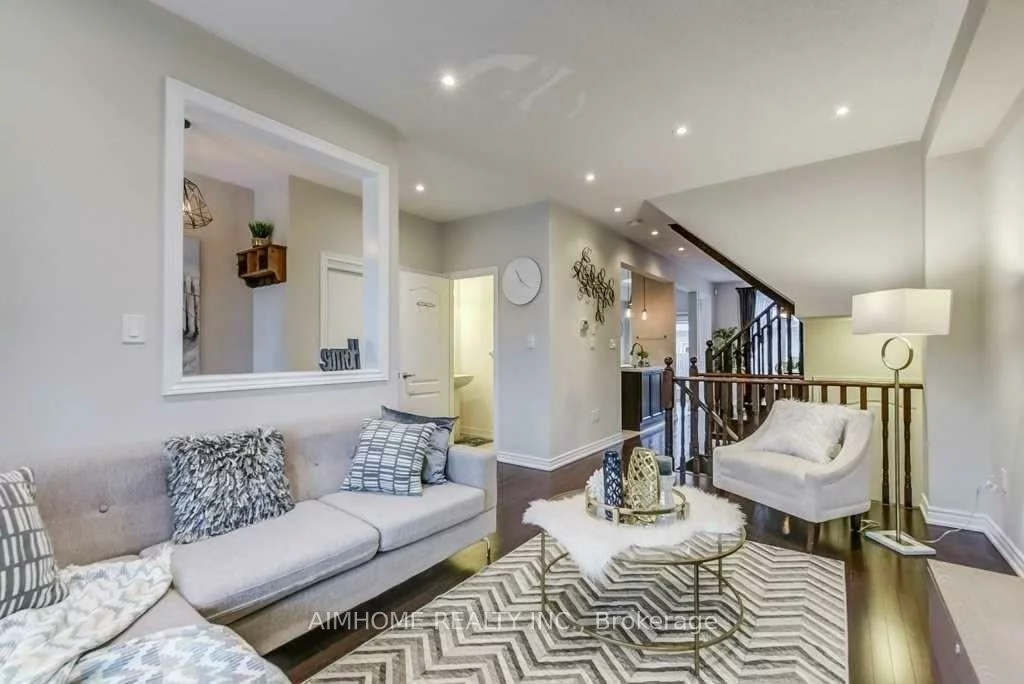934, Castlemore, Wismer, Markham