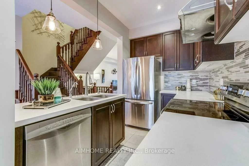 934, Castlemore, Wismer, Markham