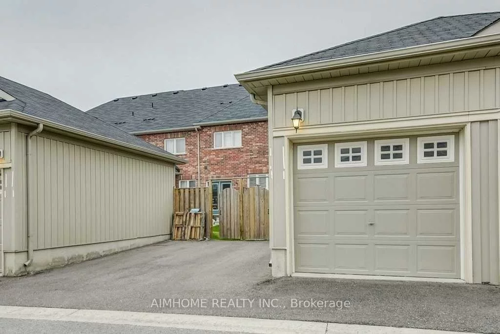 934, Castlemore, Wismer, Markham