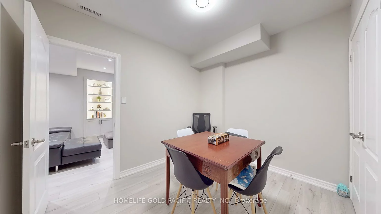 266, Riverlands, Cornell, Markham