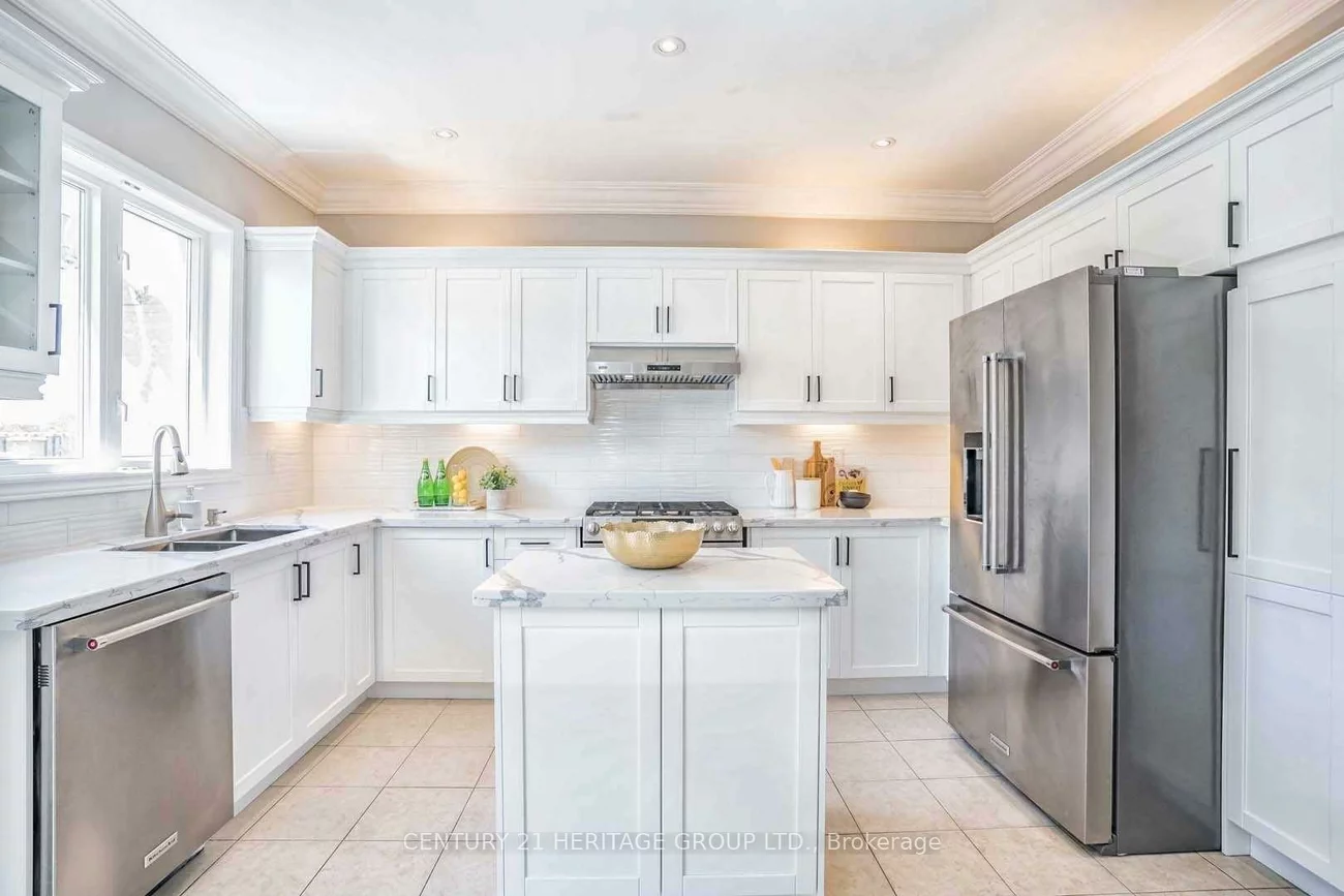 12, Fieldside, Box Grove, Markham