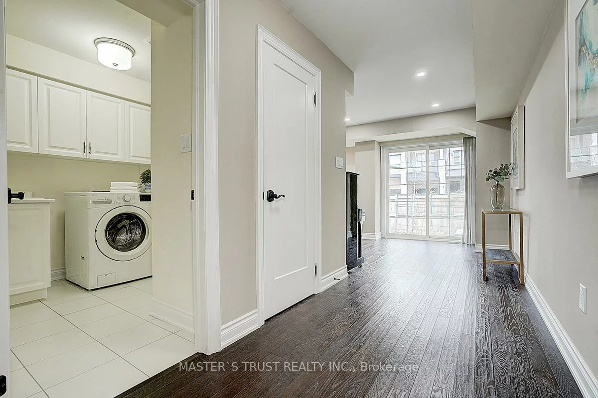 10, Creekvalley, Angus Glen, Markham