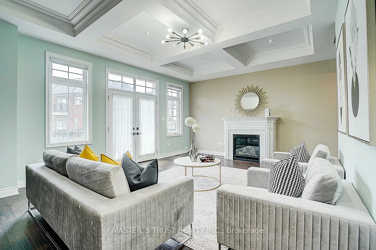10, Creekvalley, Angus Glen, Markham