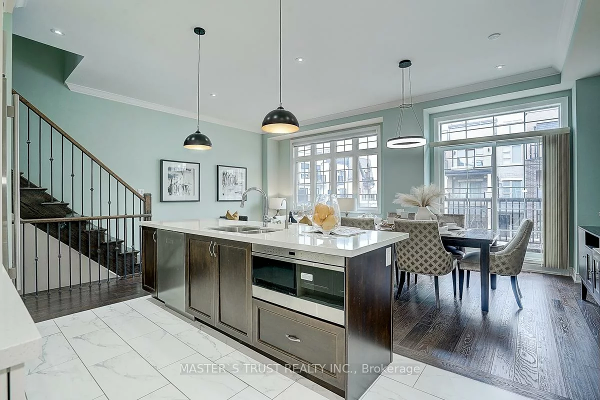 10, Creekvalley, Angus Glen, Markham
