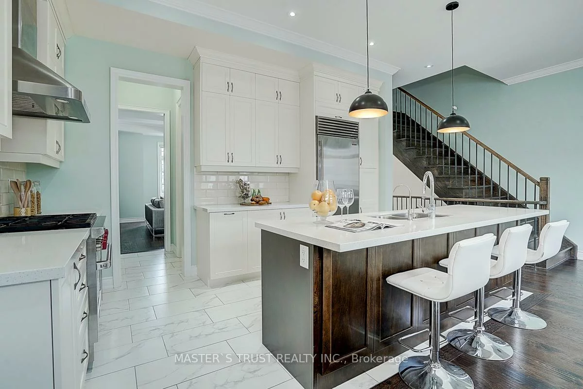 10, Creekvalley, Angus Glen, Markham