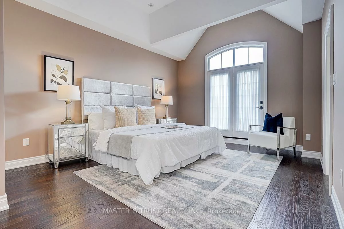 10, Creekvalley, Angus Glen, Markham