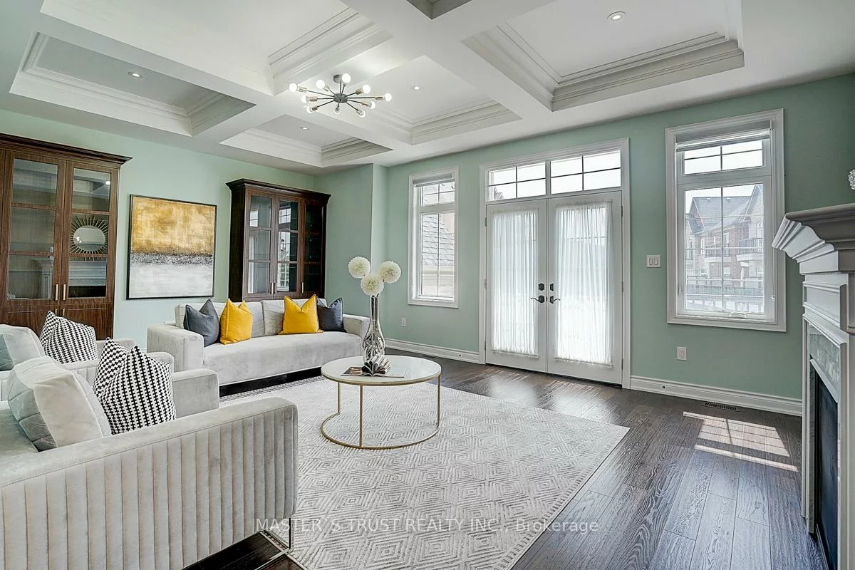 10, Creekvalley, Angus Glen, Markham