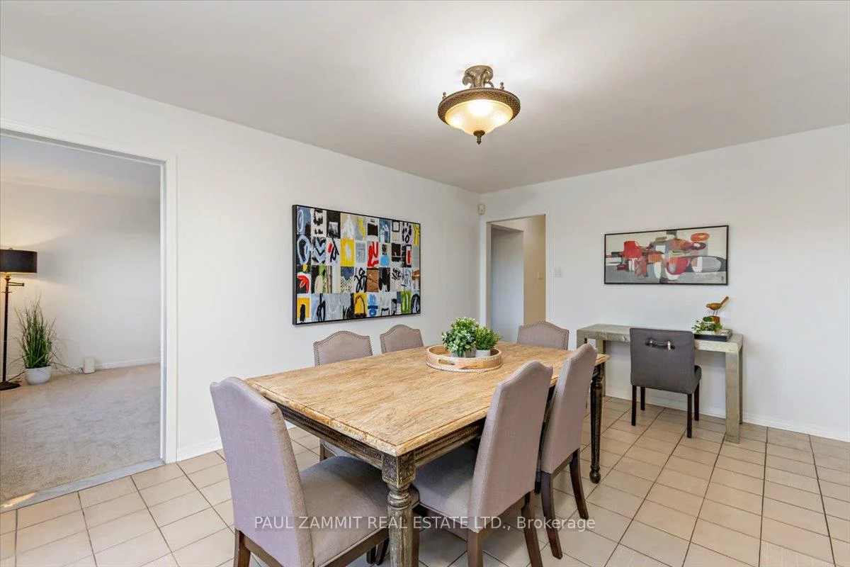 16, Parklawn, Thornlea, Markham