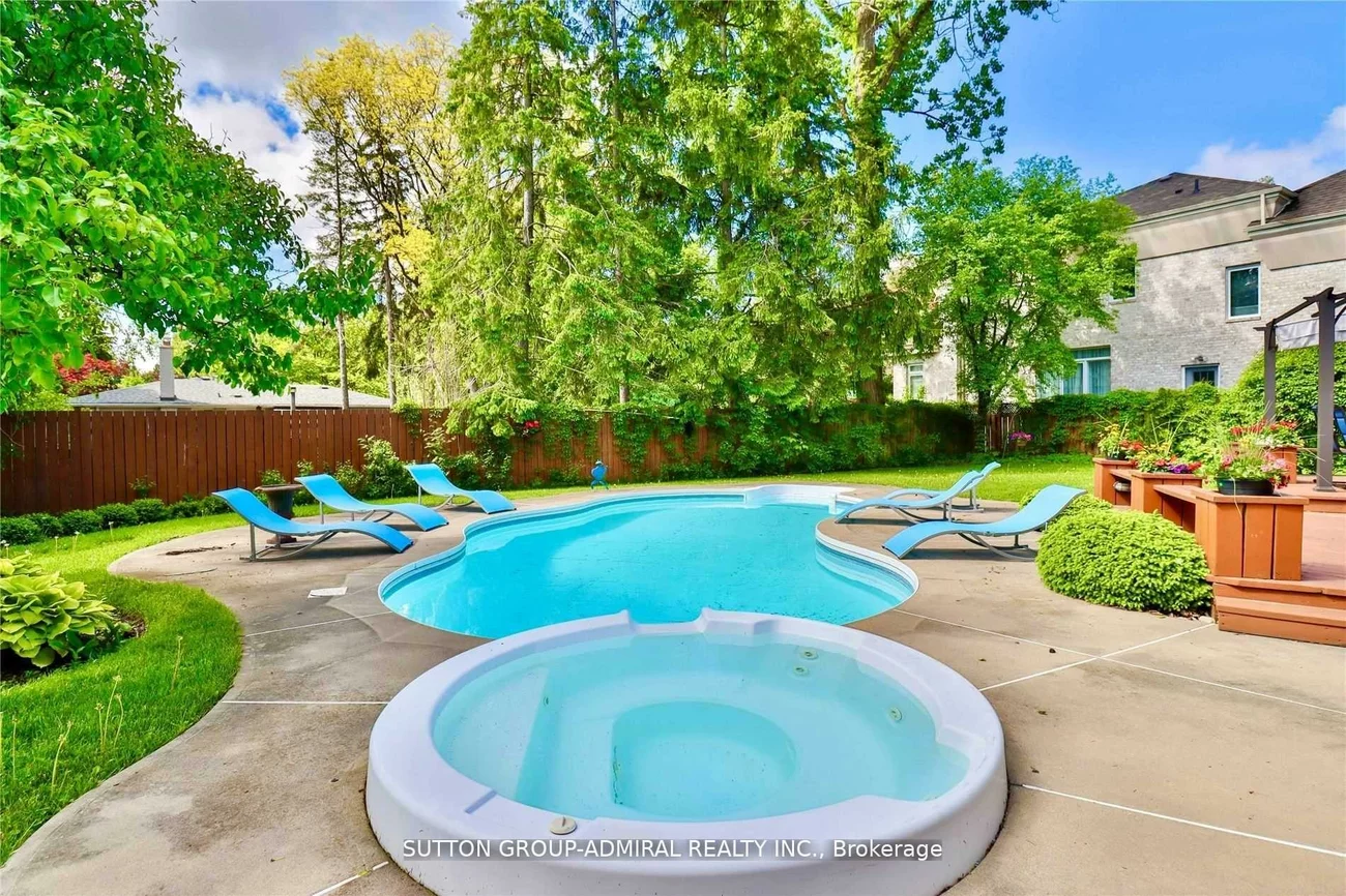 135, Elgin, Thornhill, Markham