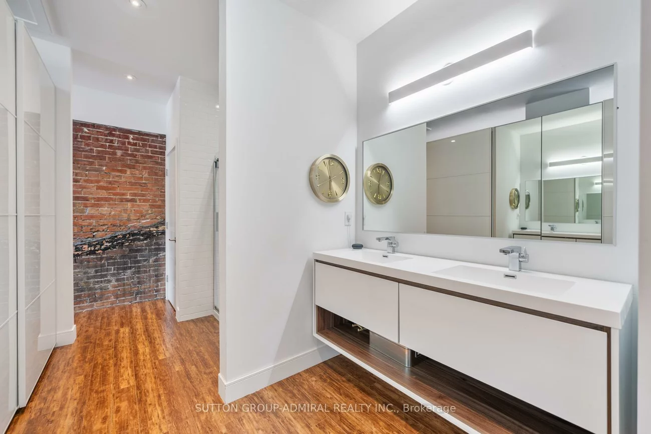 22, George, Old Markham Village, Markham
