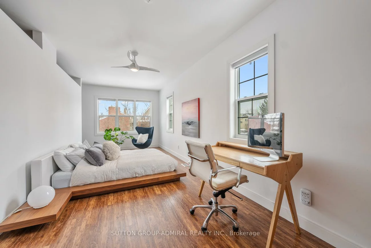 22, George, Old Markham Village, Markham