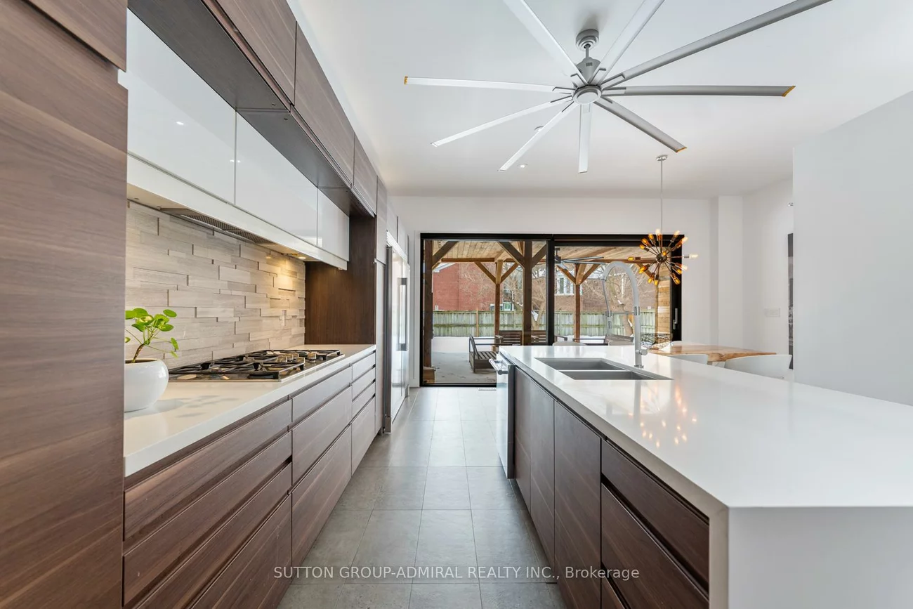 22, George, Old Markham Village, Markham