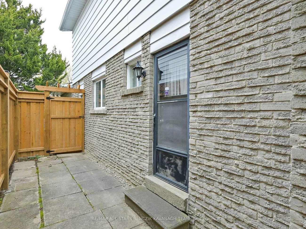95, Ramona, Markham Village, Markham