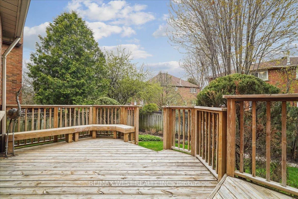32, Delancey, Markville, Markham