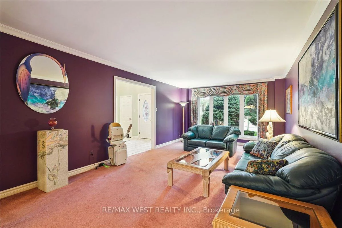32, Delancey, Markville, Markham