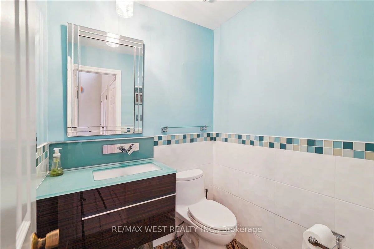32, Delancey, Markville, Markham
