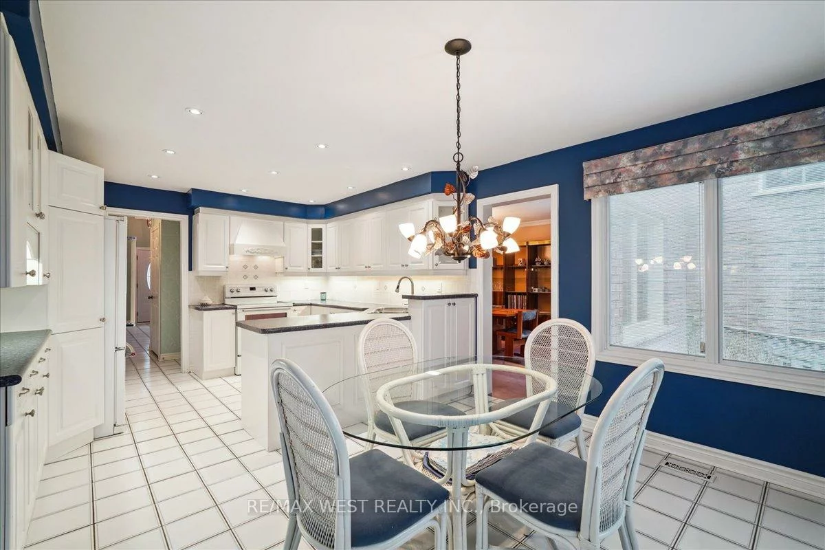 32, Delancey, Markville, Markham