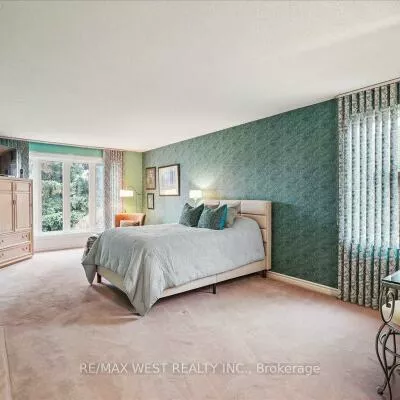 32, Delancey, Markville, Markham