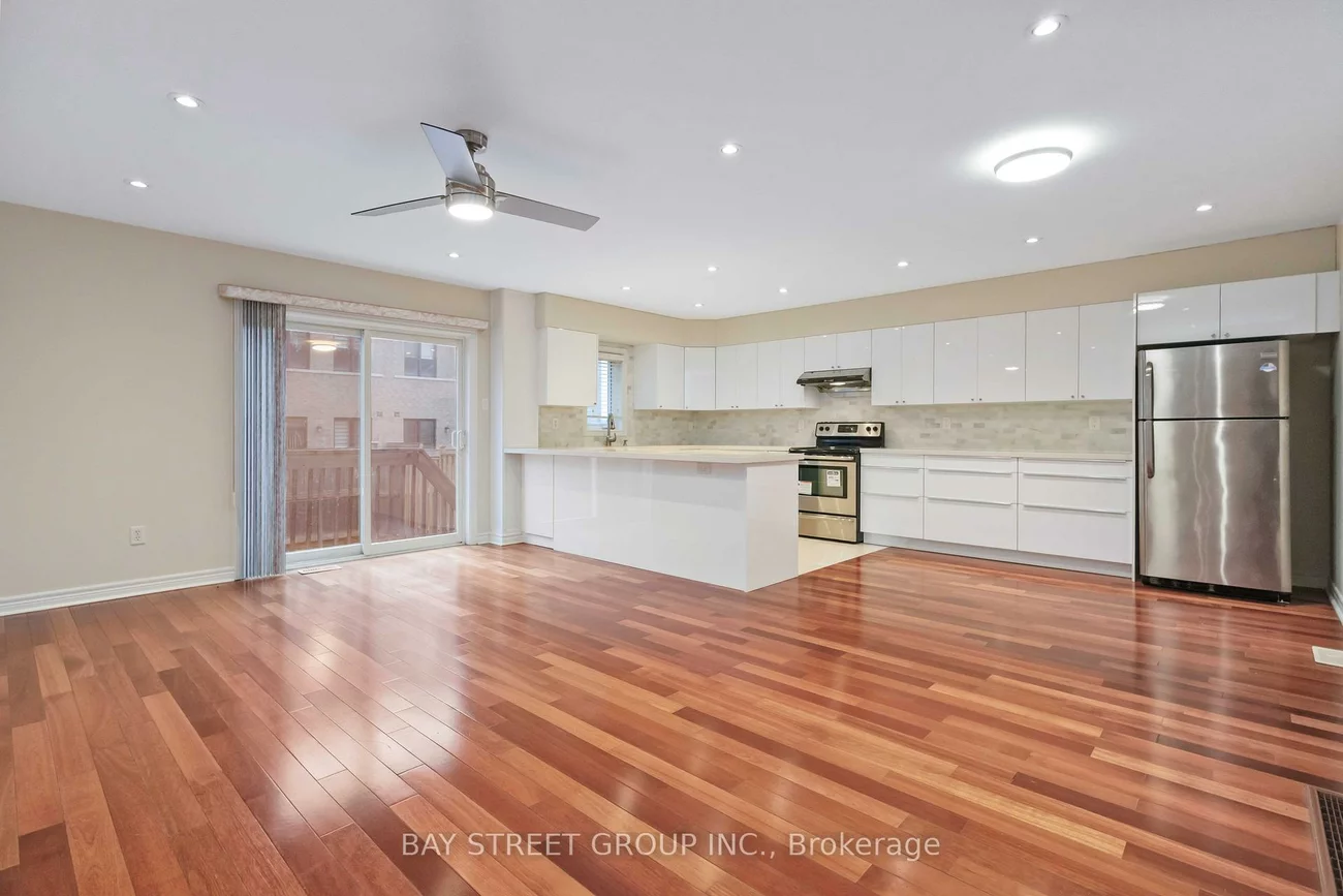 25, Maple Ridge, Greensborough, Markham