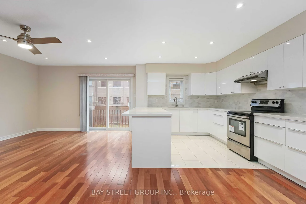 25, Maple Ridge, Greensborough, Markham