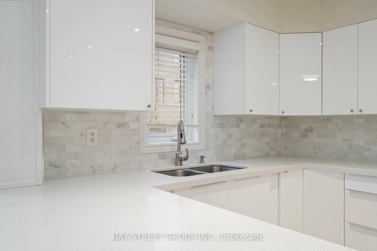 25, Maple Ridge, Greensborough, Markham