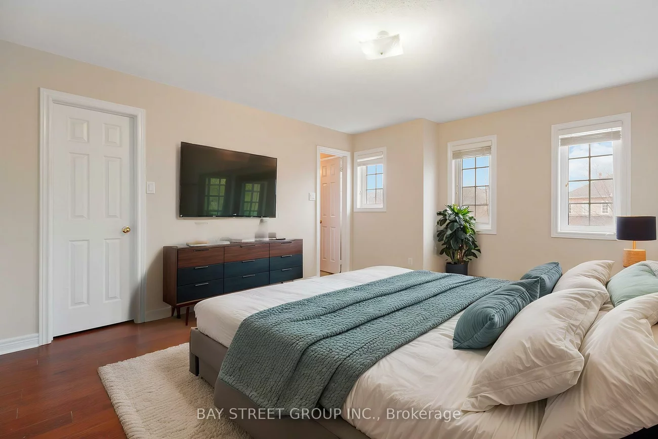 25, Maple Ridge, Greensborough, Markham