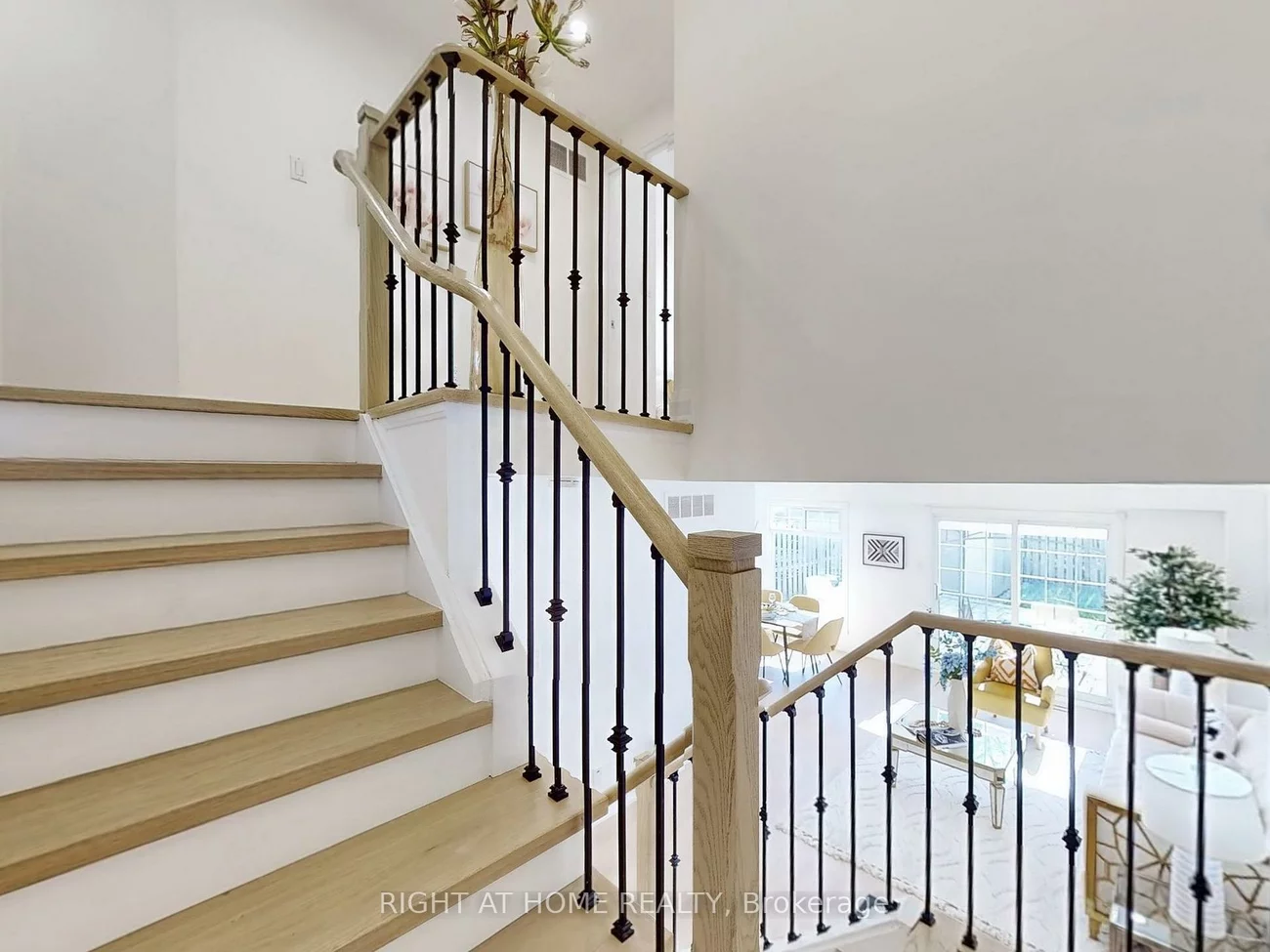 94, Reginald, Markham Village, Markham