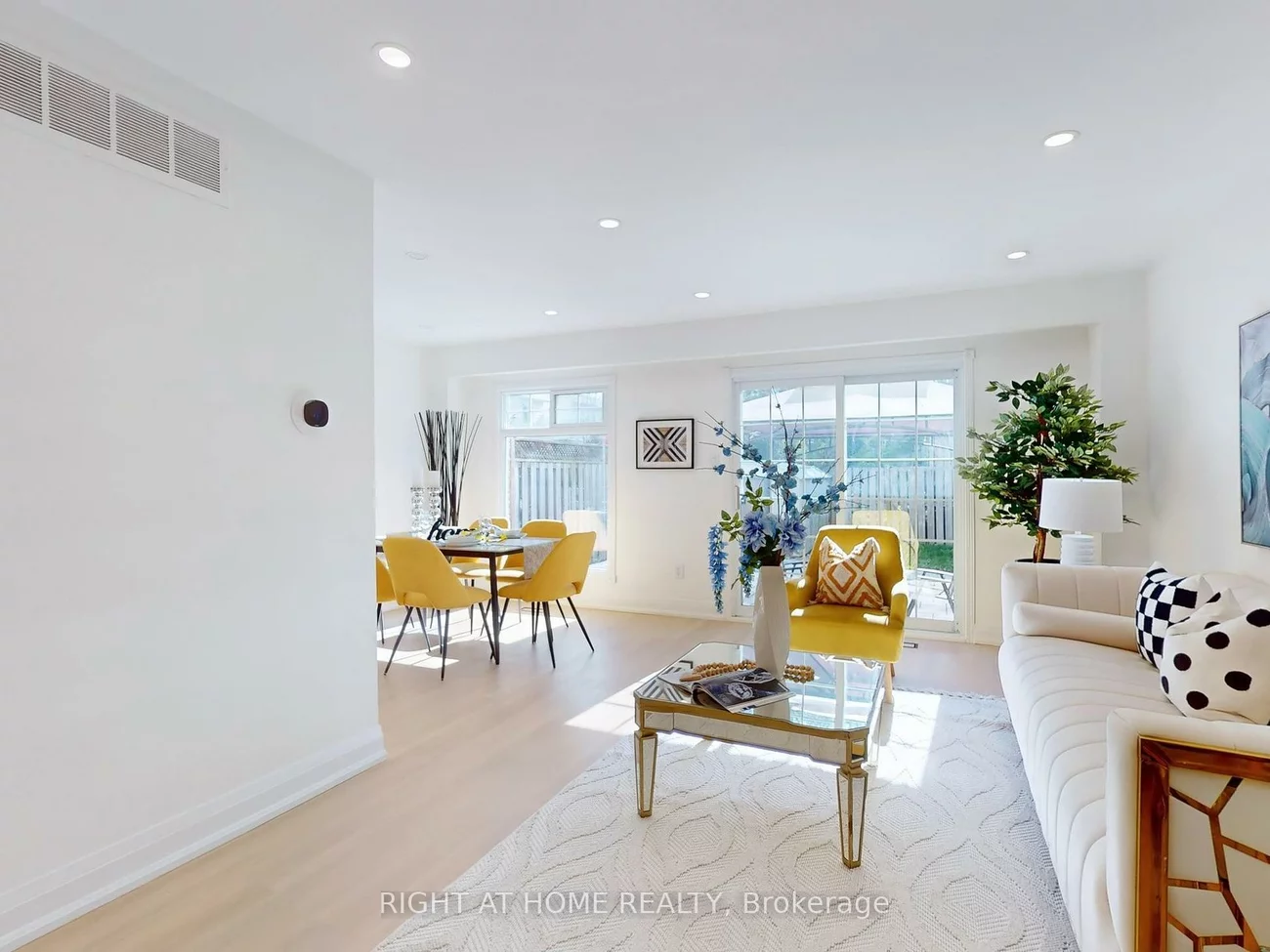 94, Reginald, Markham Village, Markham