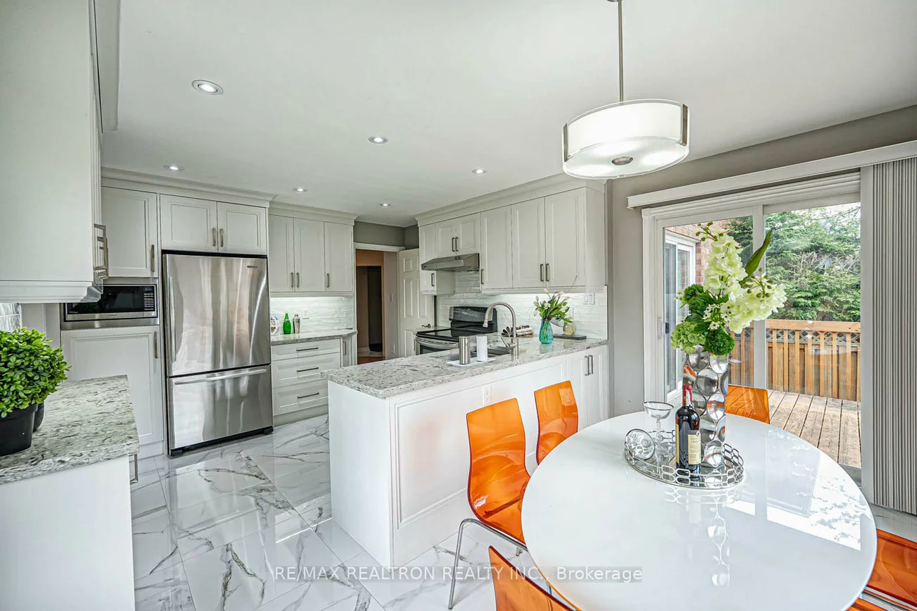 53, Leighland, Unionville, Markham