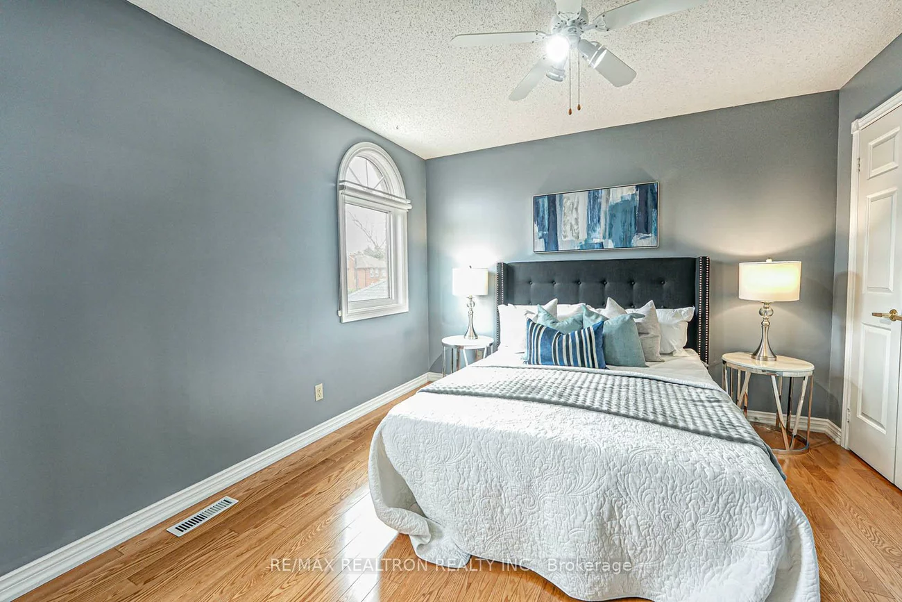 53, Leighland, Unionville, Markham