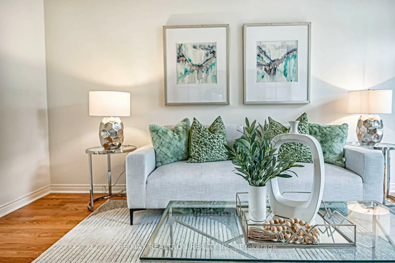 53, Leighland, Unionville, Markham