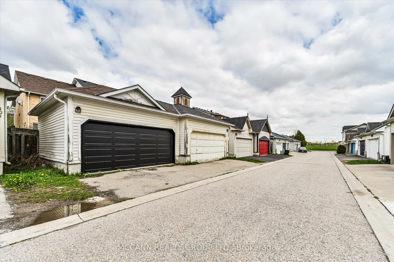 103, Whites Hill, Cornell, Markham