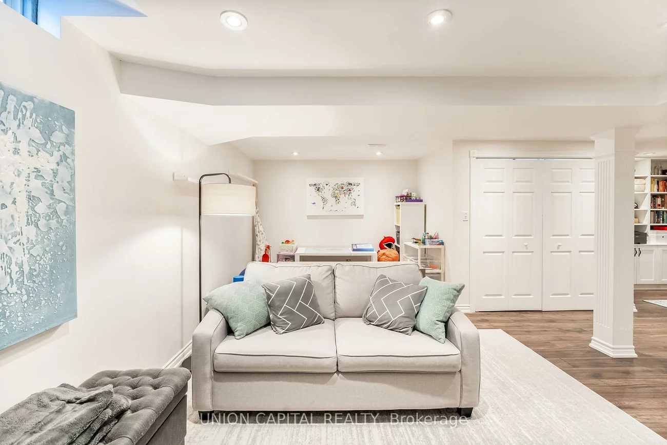 64, Lilac, Aileen-Willowbrook, Markham