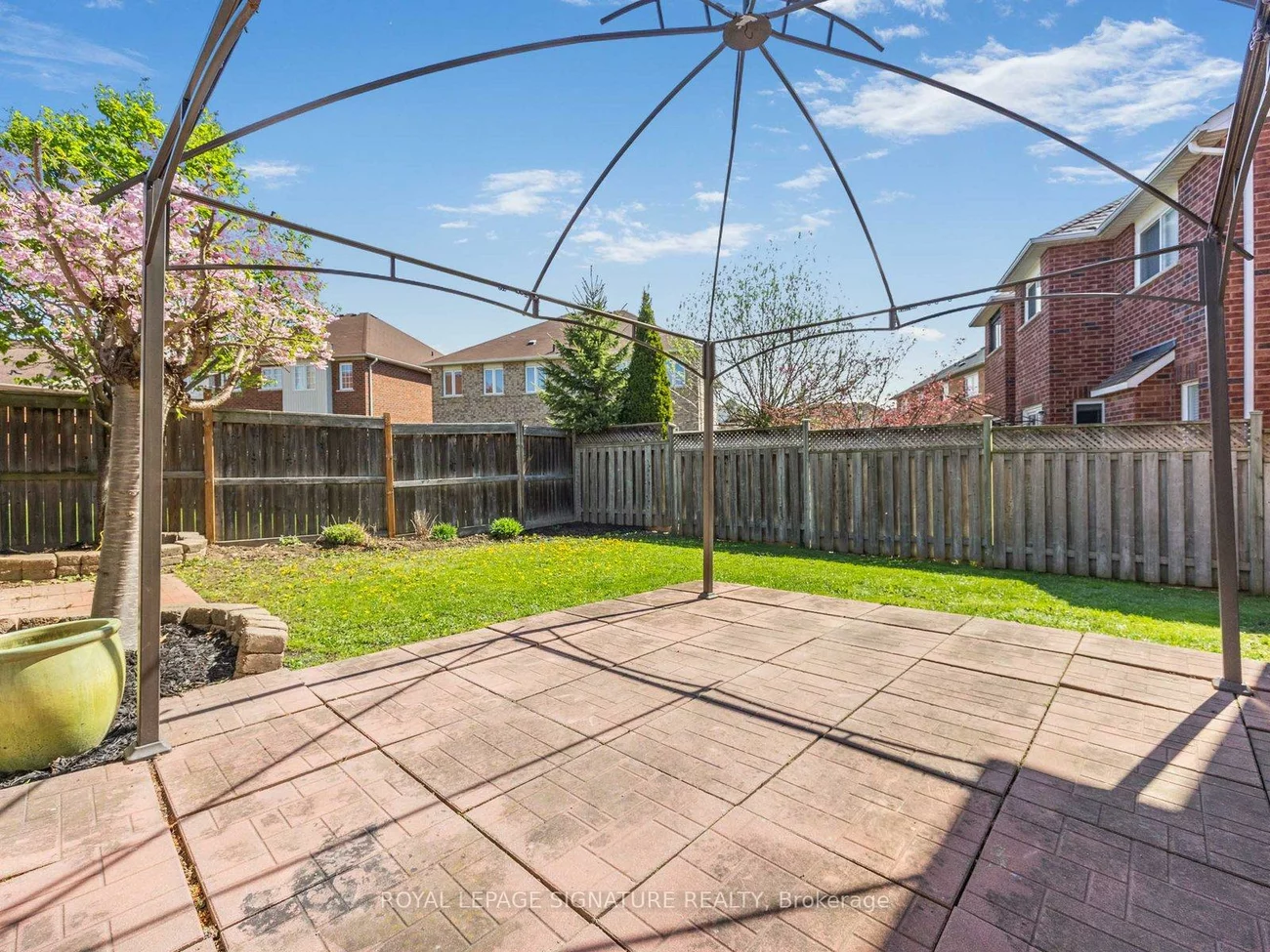 13, Trailsbrook, Wismer, Markham