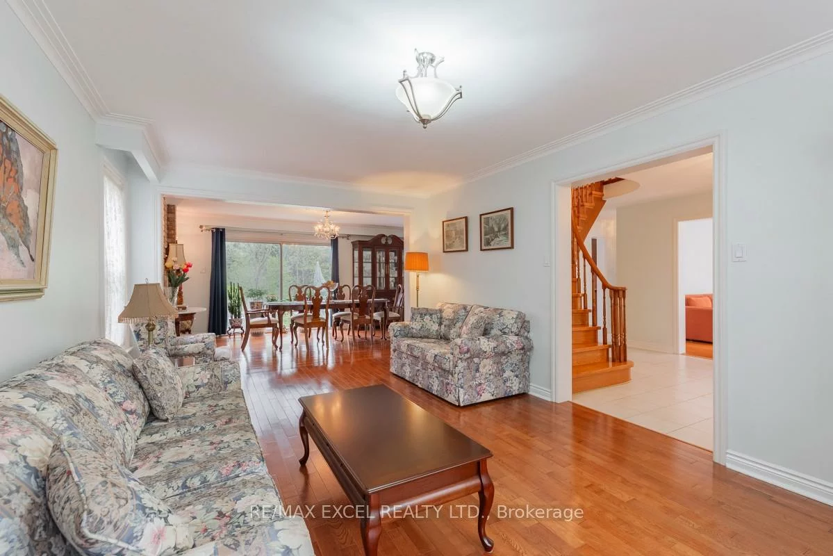 8, Boyd, Victoria Square, Markham