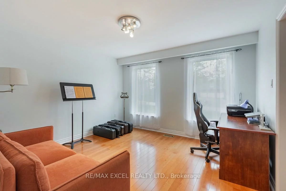 8, Boyd, Victoria Square, Markham