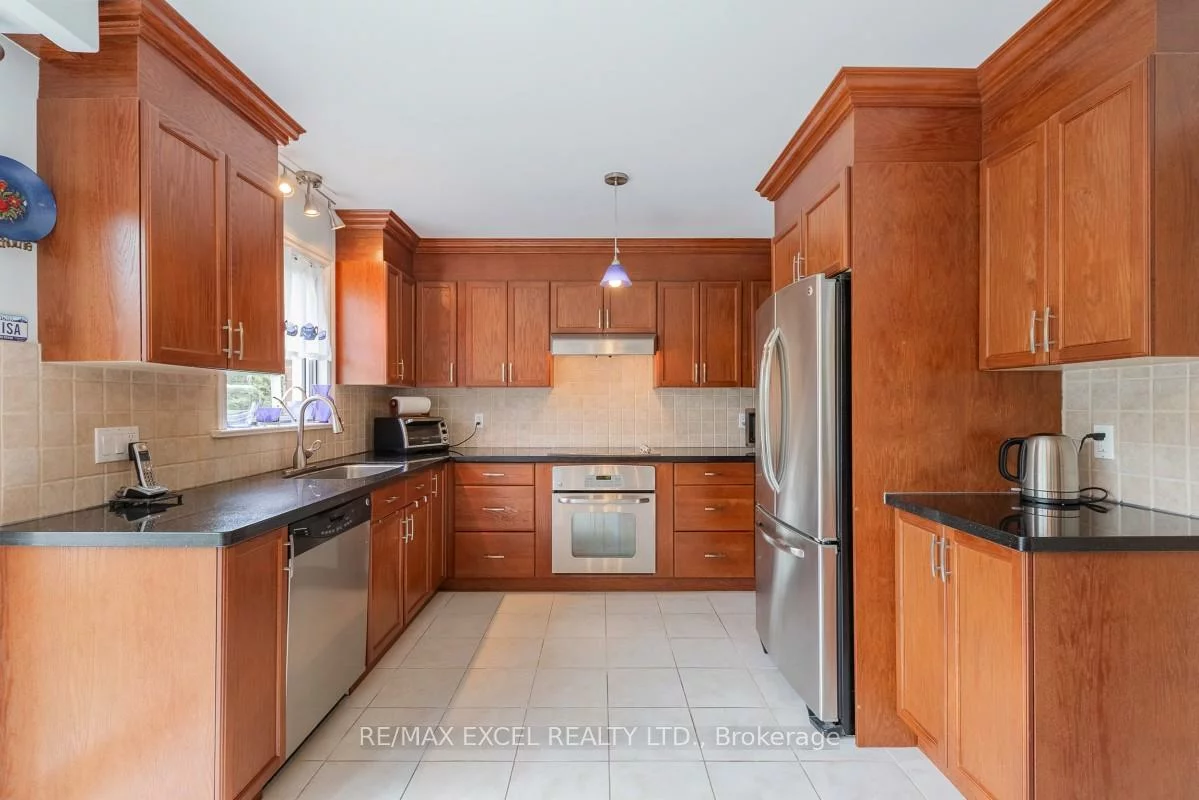 8, Boyd, Victoria Square, Markham