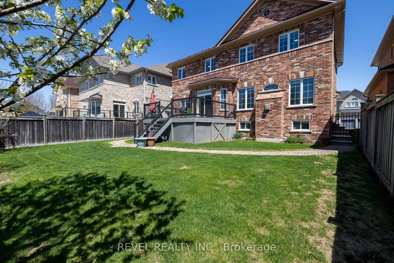 16, Terrance, Box Grove, Markham