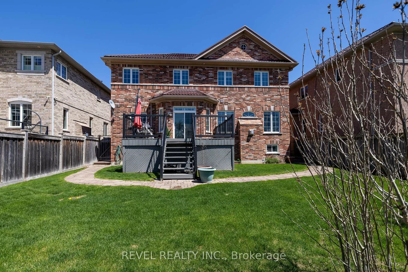 16, Terrance, Box Grove, Markham