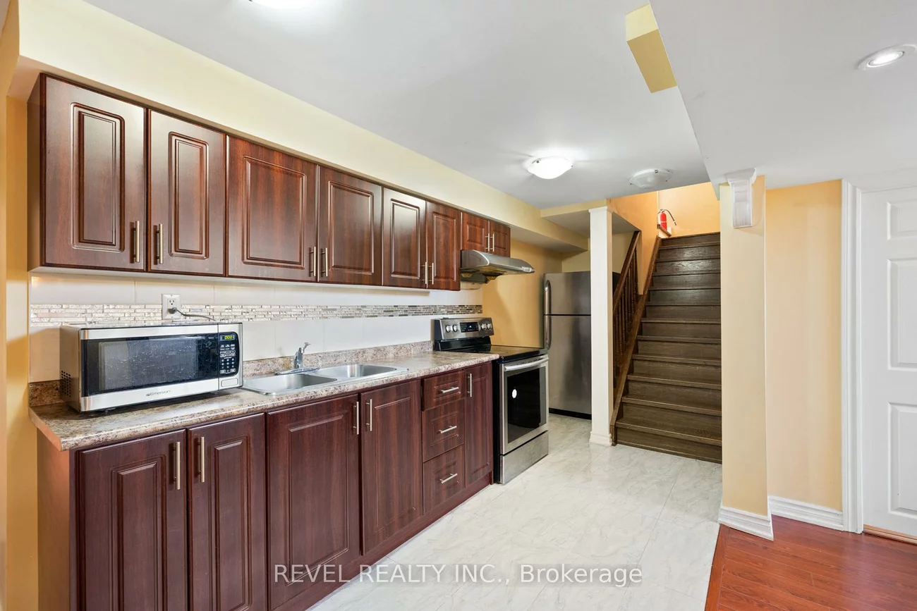 16, Terrance, Box Grove, Markham