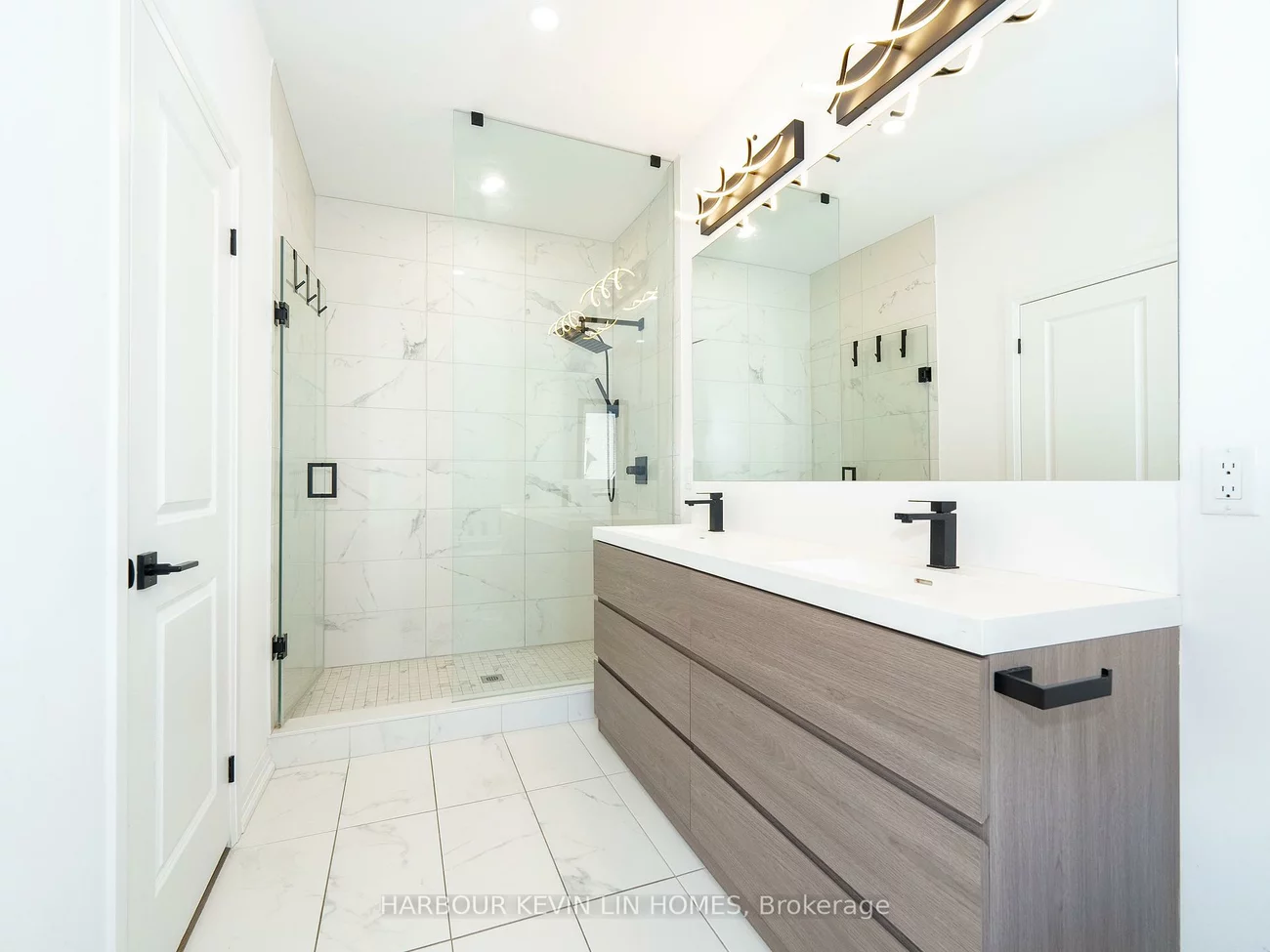 9080, Woodbine, Buttonville, Markham