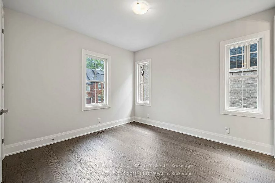 14, Deer Park, Old Markham Village, Markham