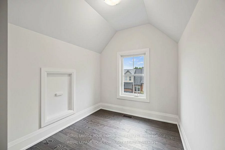 14, Deer Park, Old Markham Village, Markham