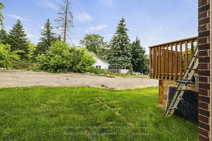 14, Deer Park, Old Markham Village, Markham