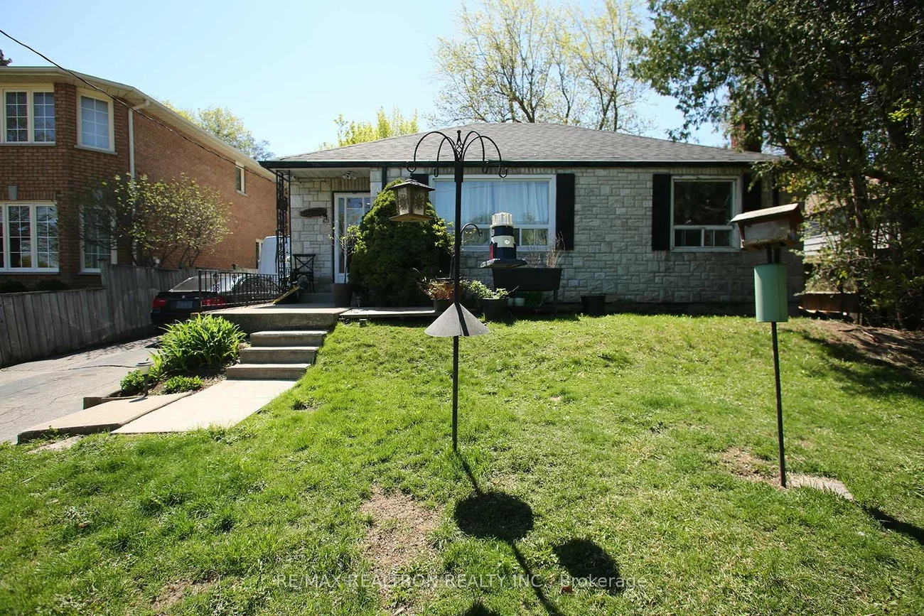 69, Woodward, Grandview, Markham