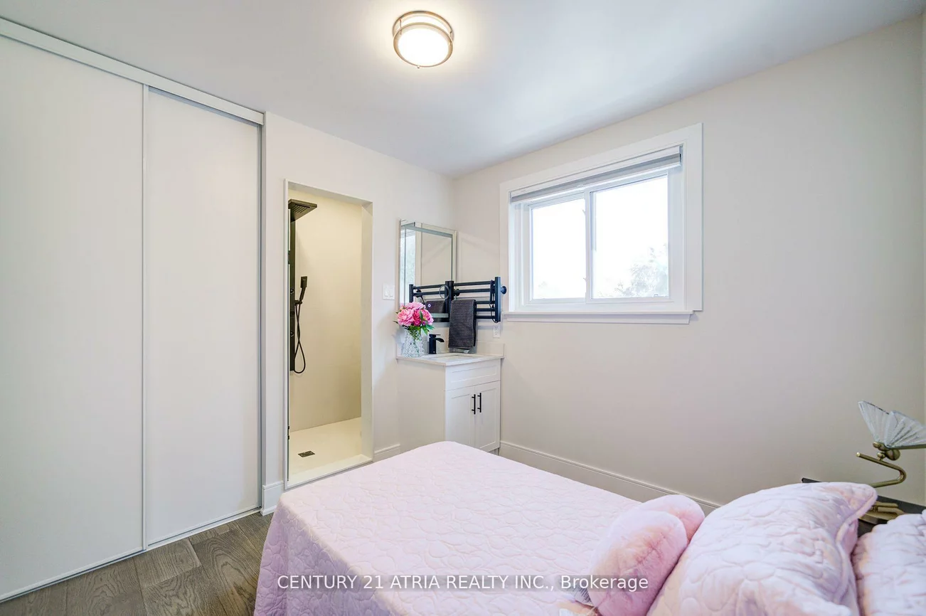 1, Hamilton Hall, Markham Village, Markham